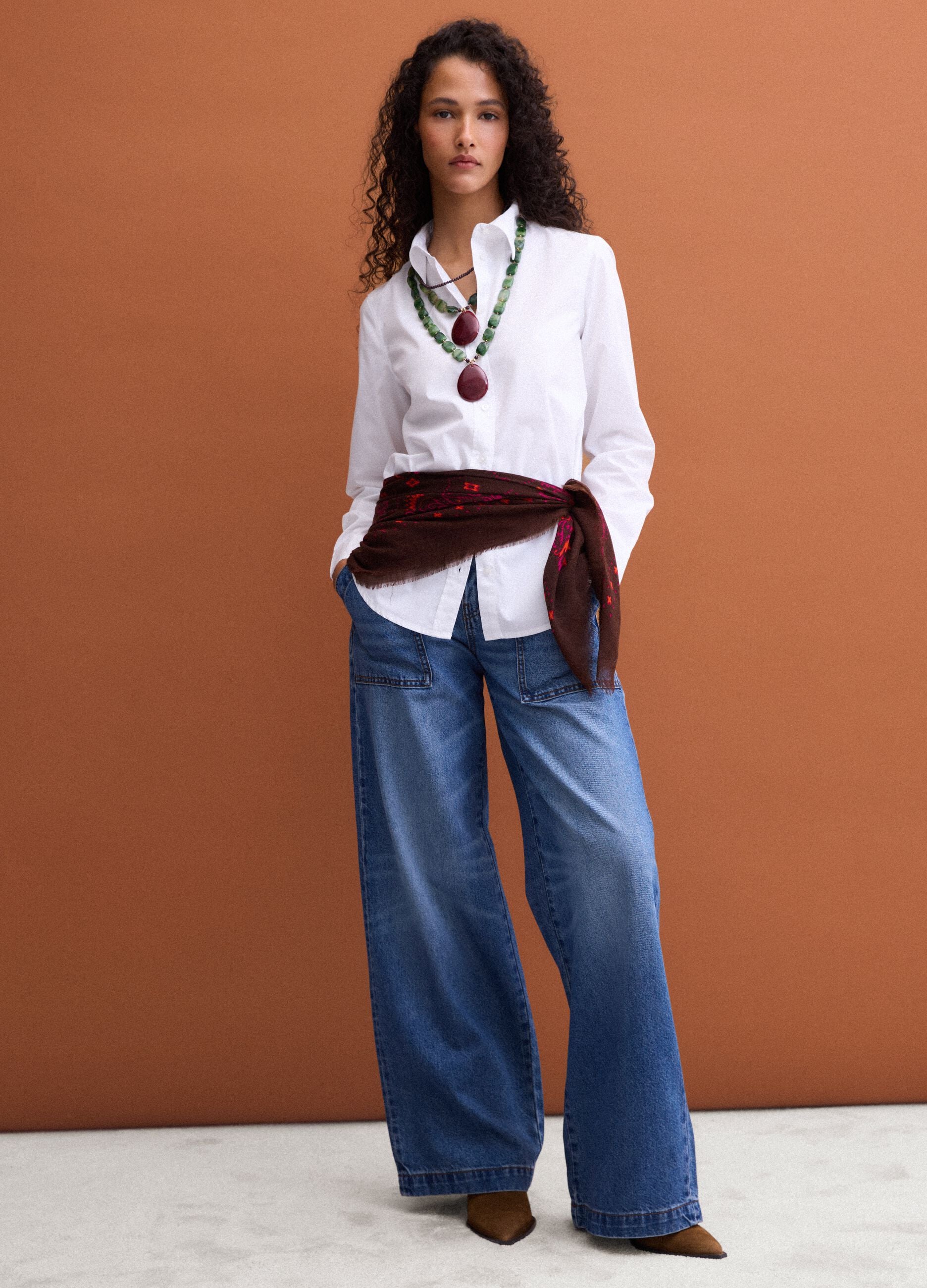 White poplin shirt, regular fit