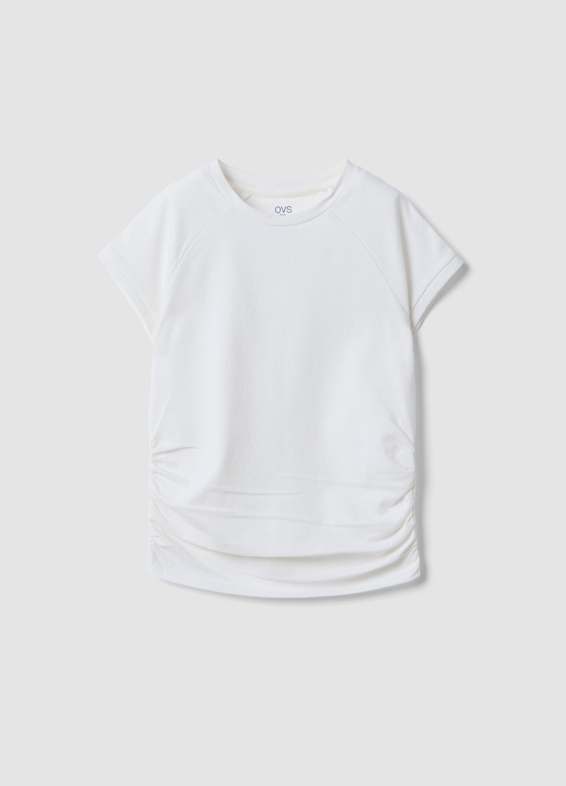 Ά&sigma;&pi;&rho;&omicron; &Gamma;&upsilon;&mu;&nu;&alpha;&sigma;&tau;&iota;&kappa;ό &Mu;&pi;&lambda;&omicron;&upsilon;&zeta;ά&kappa;&iota; &Kappa;&omicron;&rho;&iota;&tau;&sigma;&iota;ώ&nu; &alpha;&pi;ό &Epsilon;&lambda;&alpha;&sigma;&tau;&iota;&kappa;ό &Beta;&alpha;&mu;&beta;ά&kappa;&iota;