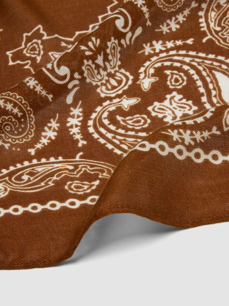 Brown wool-blend scarf with paisley print_1