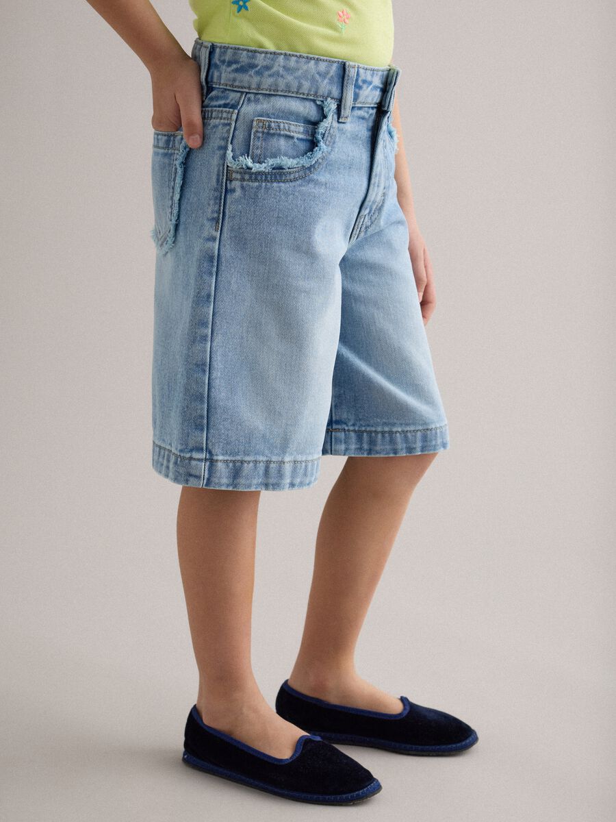 Girls' pure cotton denim blue shorts, regular fit_2