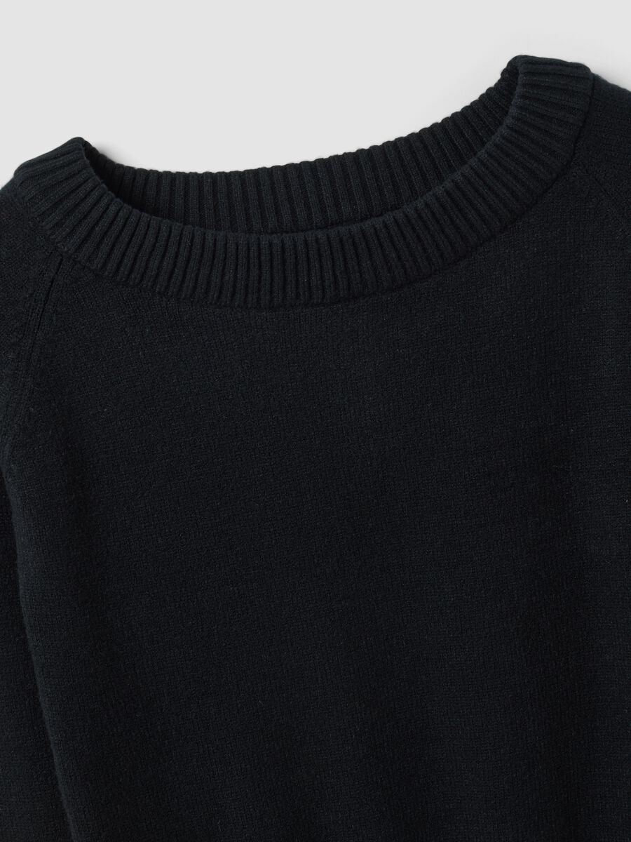 Black fitted viscose-blend top with boat neckline_5
