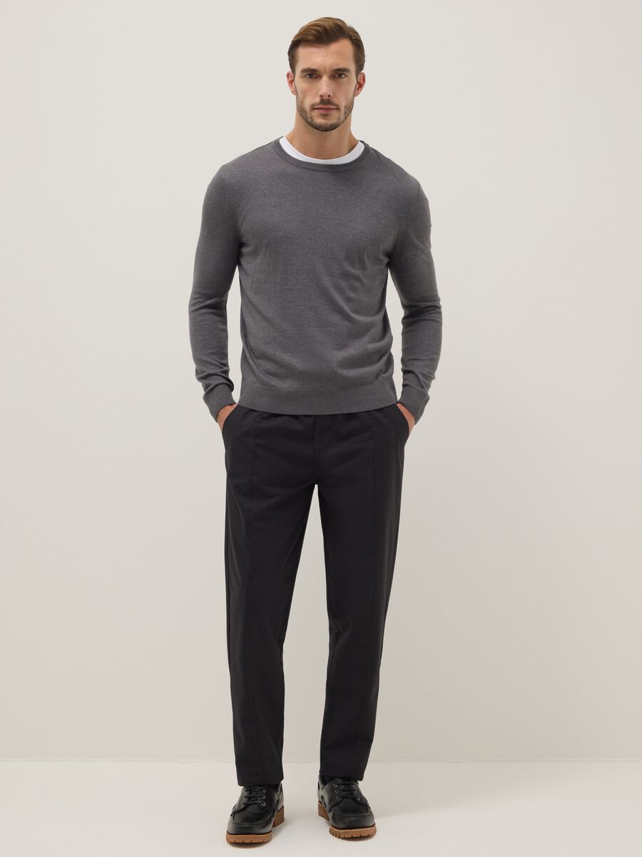 Cal&ccedil;as chino slim fit de algod&atilde;o preto_0