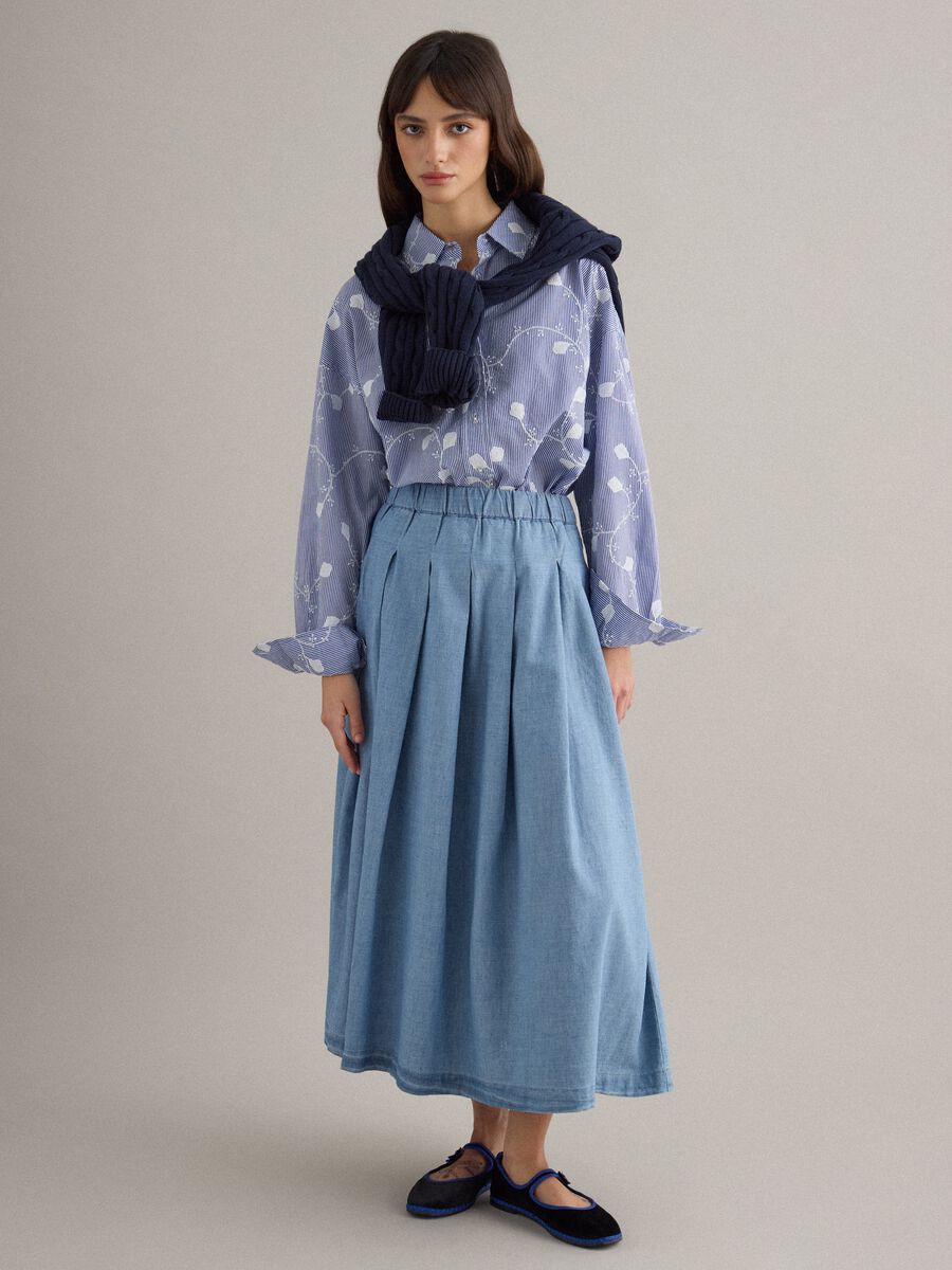 Sky blue pure cotton floral regular fit shirt_2