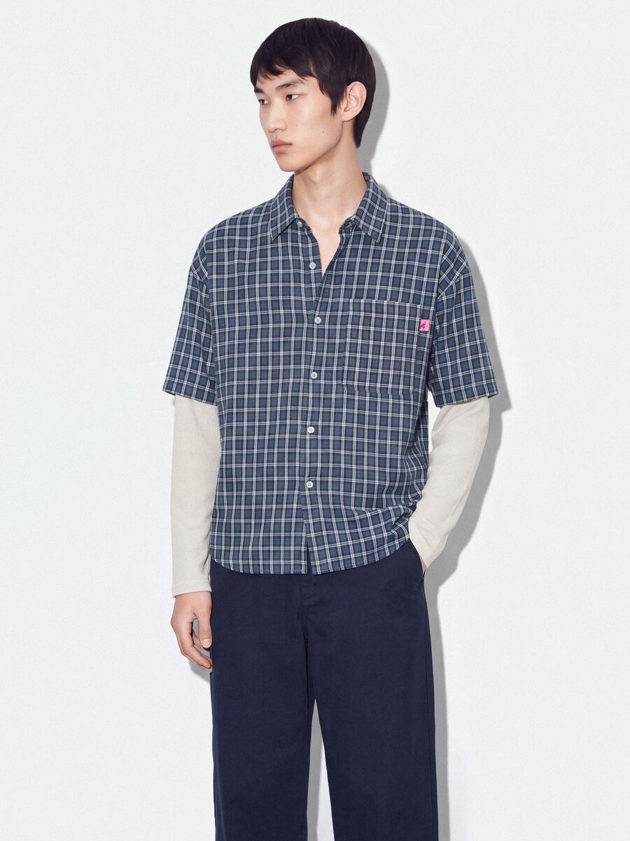 Blue cropped pure cotton checked shirt with layered double sleeves, oversized fit_0