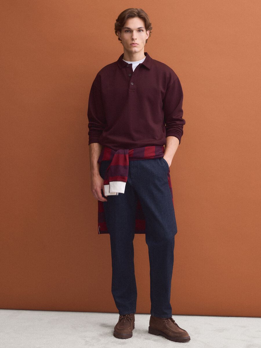 Braunes Sweatshirt aus Stretchmaterial mit Polokragen, Relaxed Fit_1