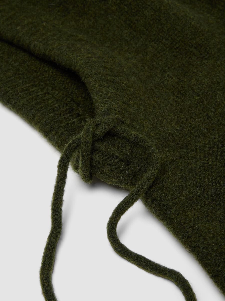 Green stretch wool hood in plain knit_2