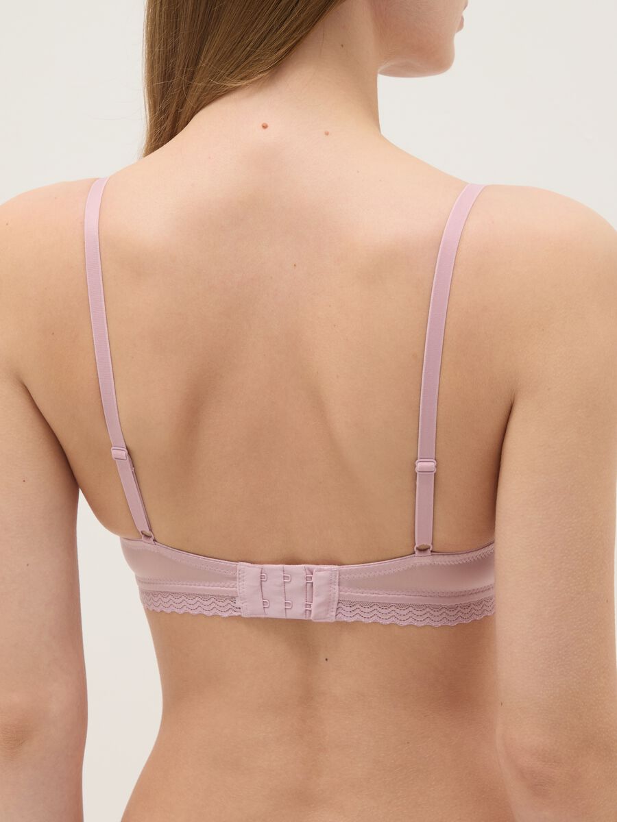 Pink triangle bra with lace and thin straps_2