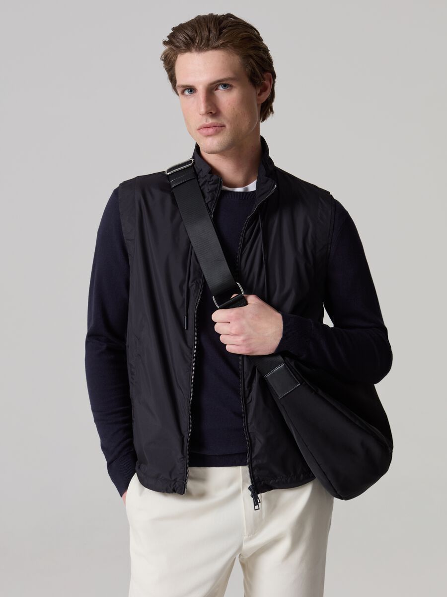 Contemporary City full-zip gilet with high neck_0