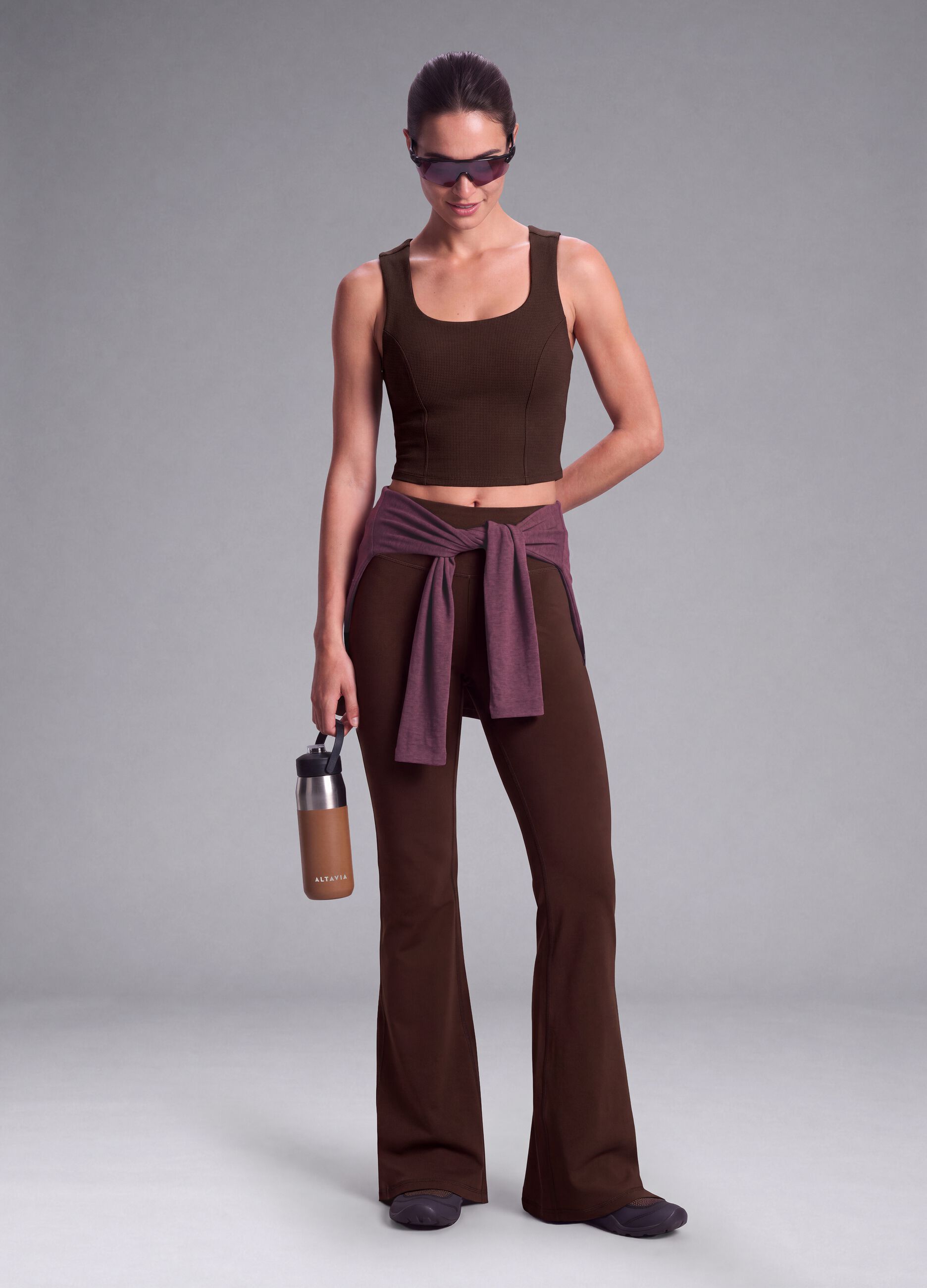 Brown crop top in stretch fabric