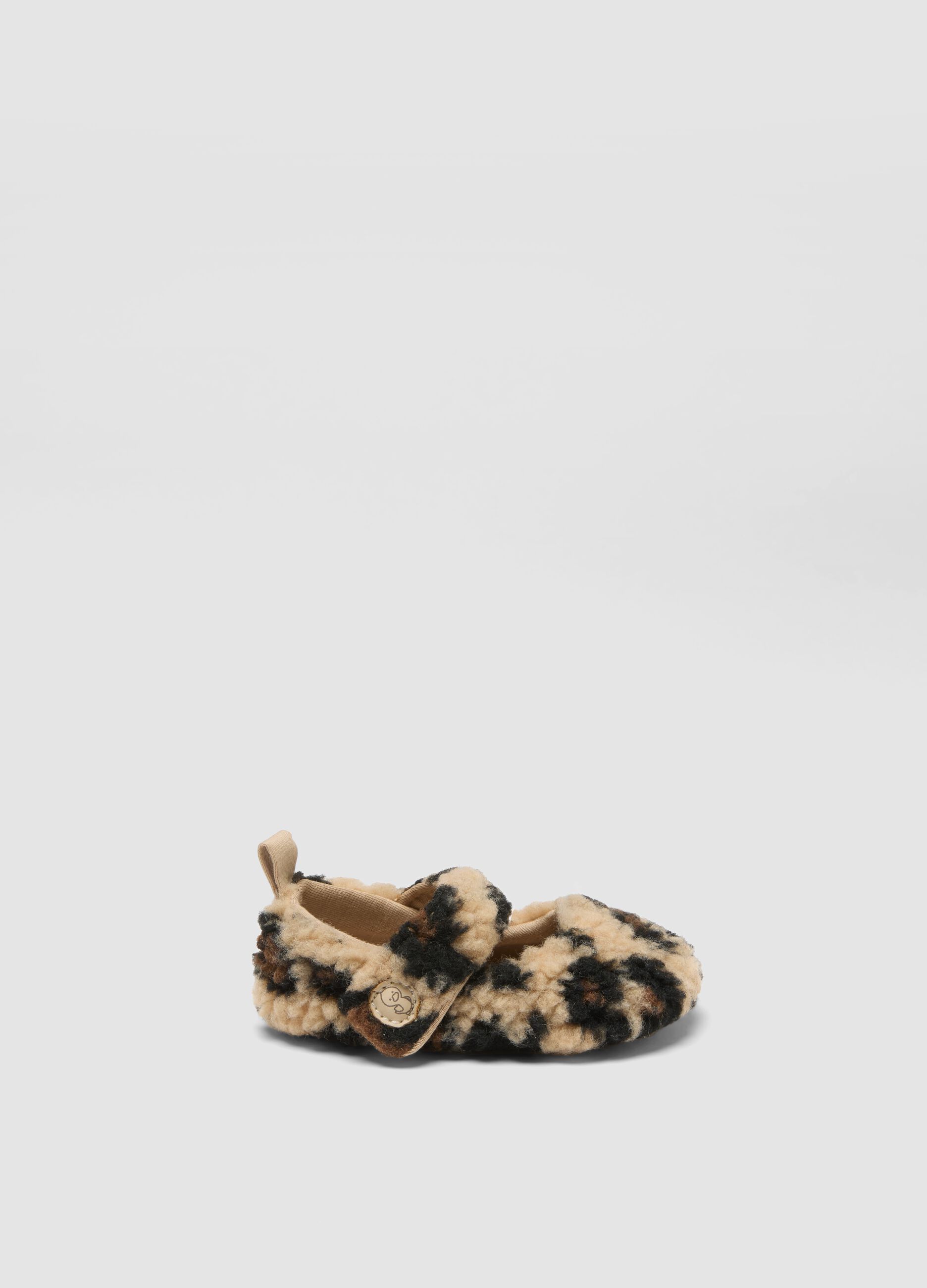Scarpine beige animalier imbottite con cinturino