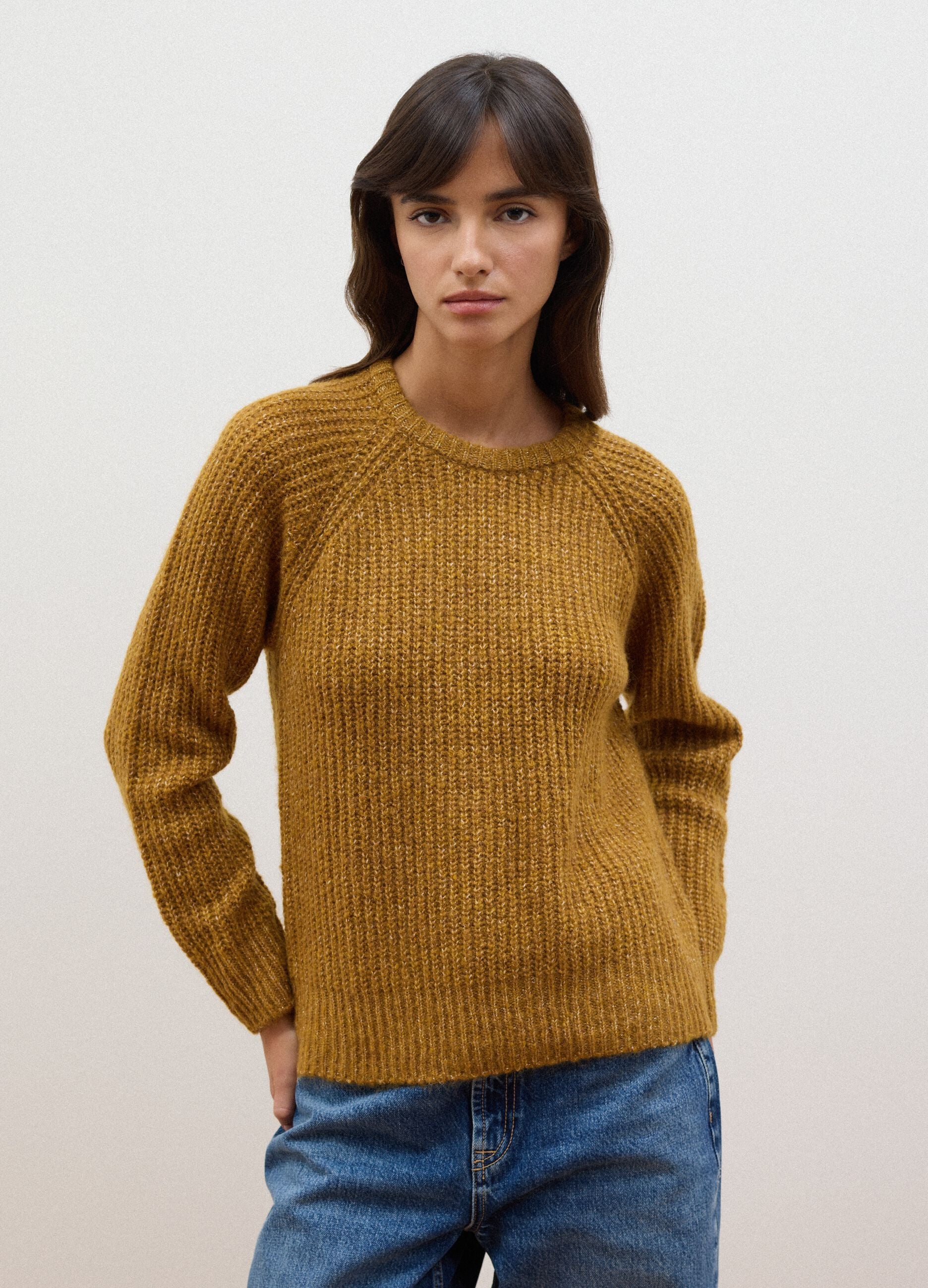 Gelber Rippstrickpullover aus elastischer Wolle, Regular Fit