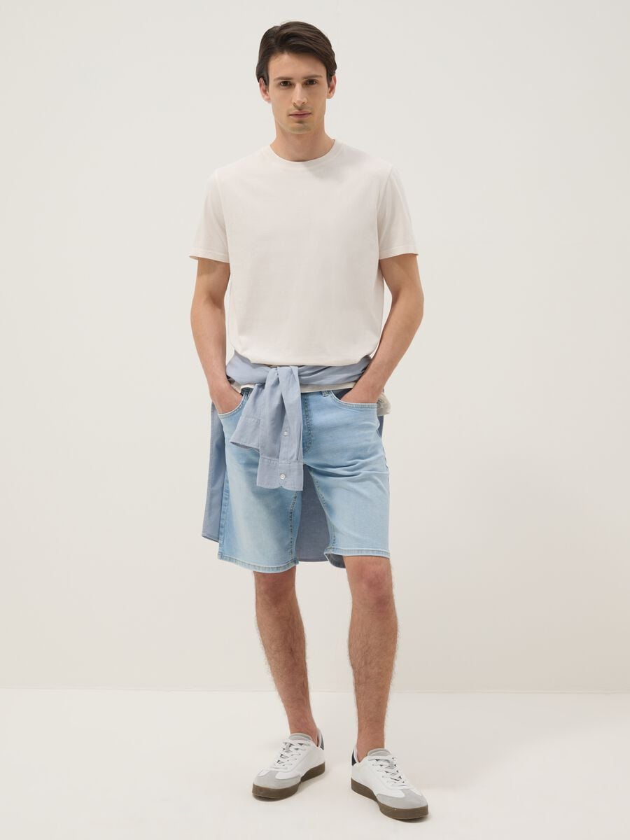 Light blue stretch cotton bermuda shorts_0