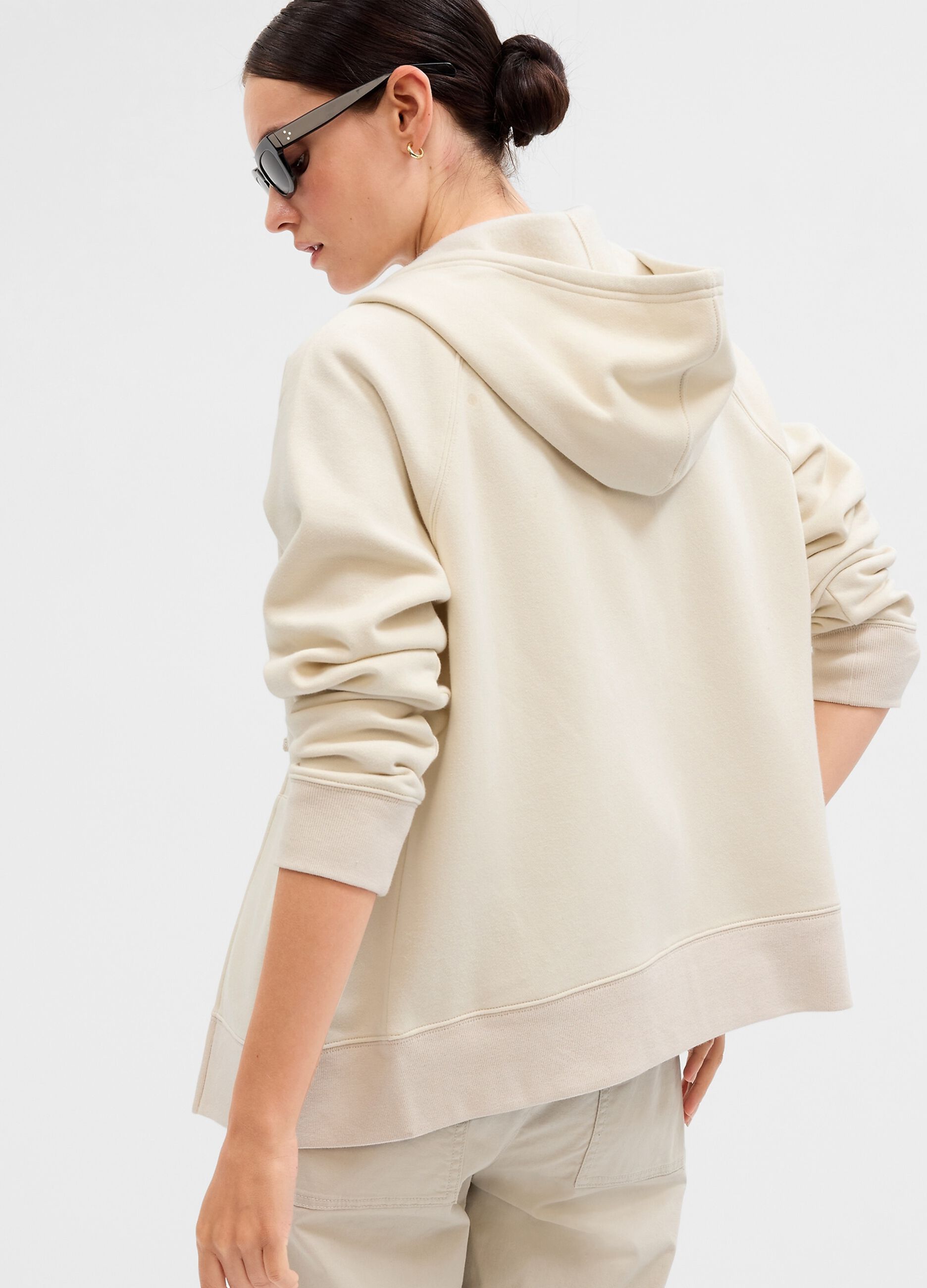 Full-zip sweatshirt with raglan sleeves and logo embroidery