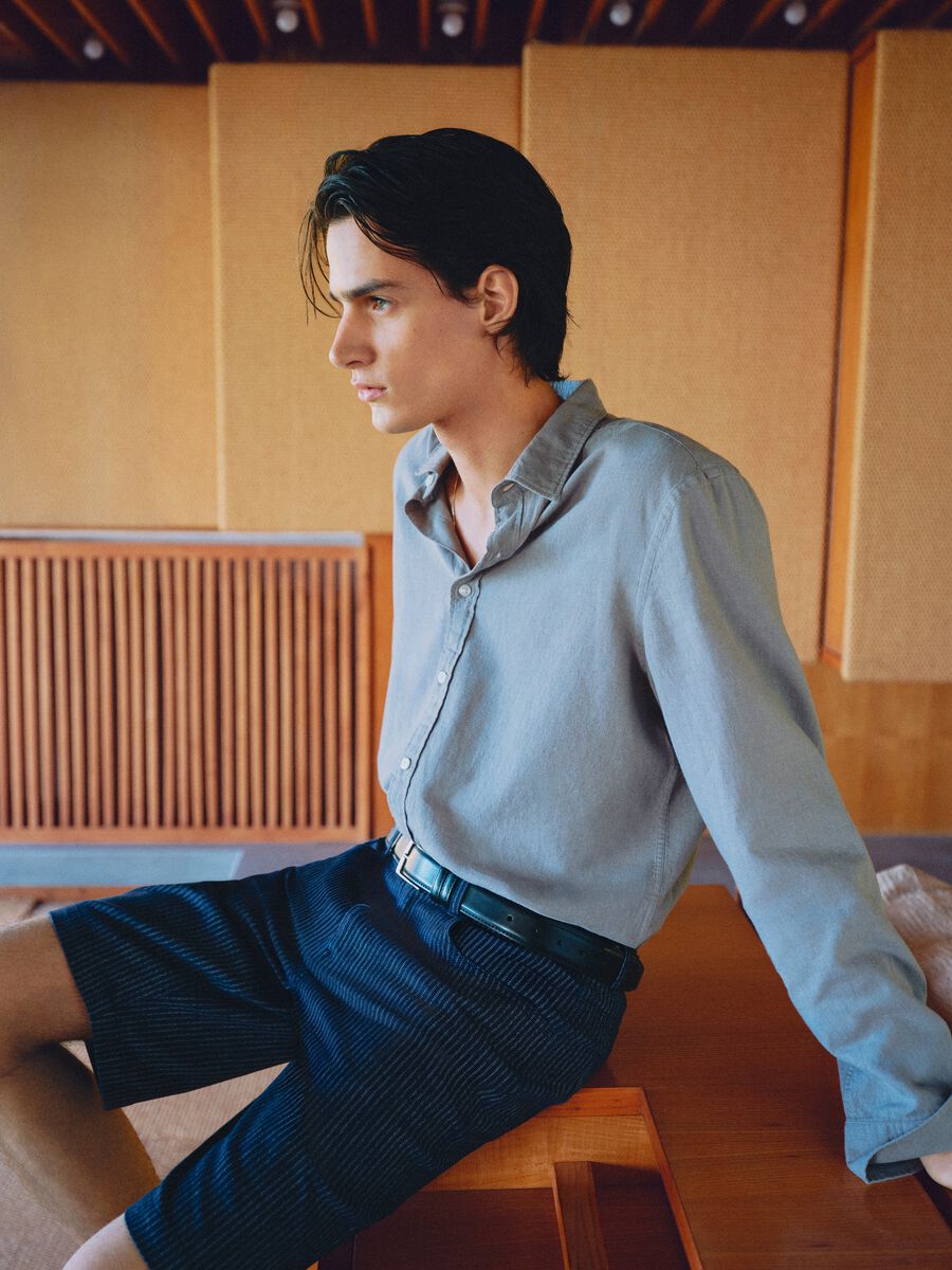 Regular fit blue shirt in linen and cotton blend_0