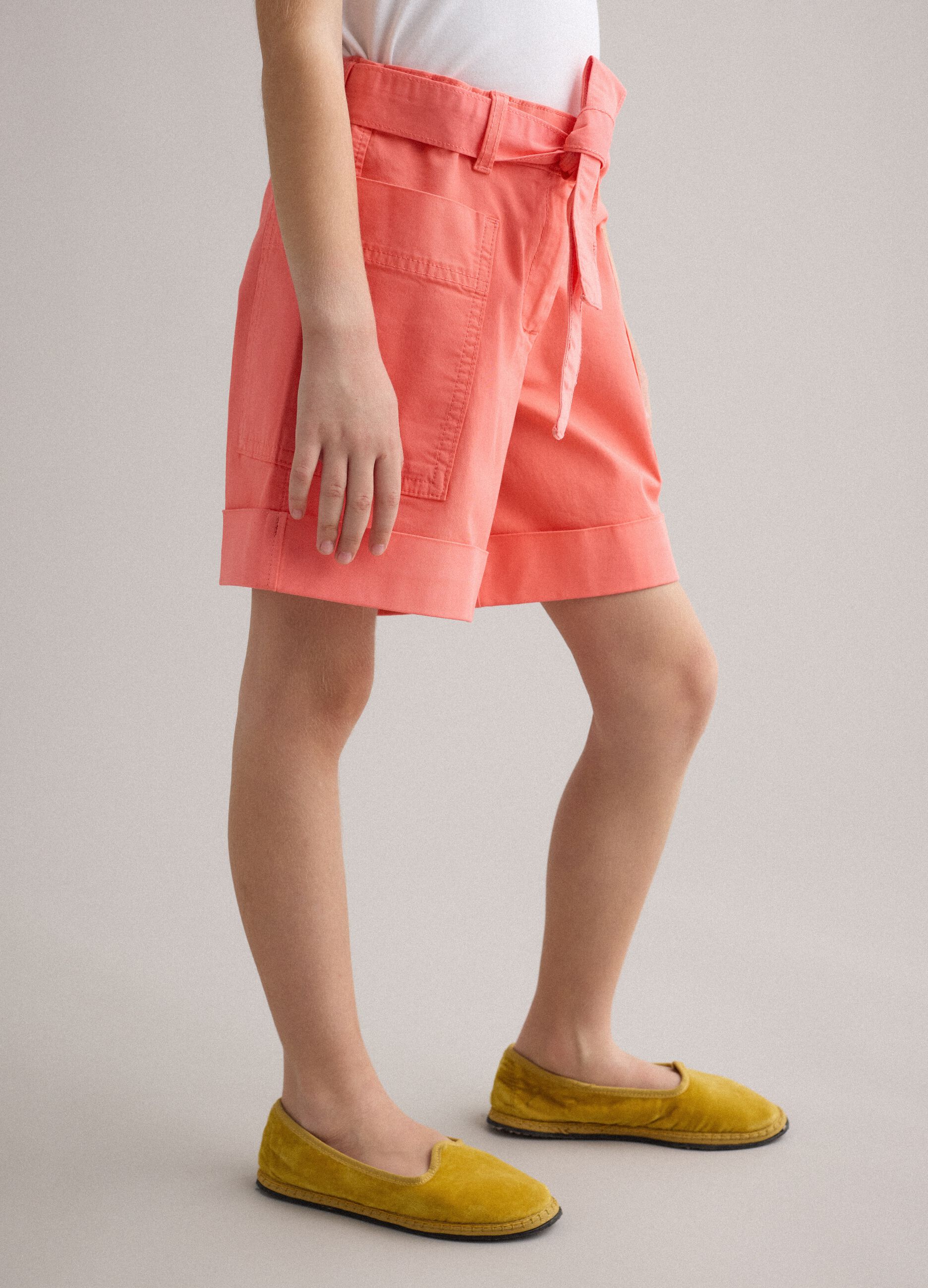 Regular fit pink stretch cotton shorts for girls