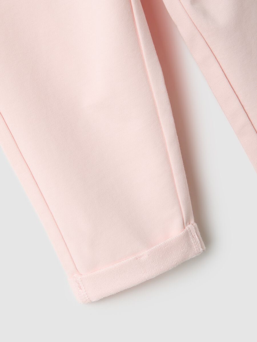 Girls' pink cotton jogger trousers with regular fit_3