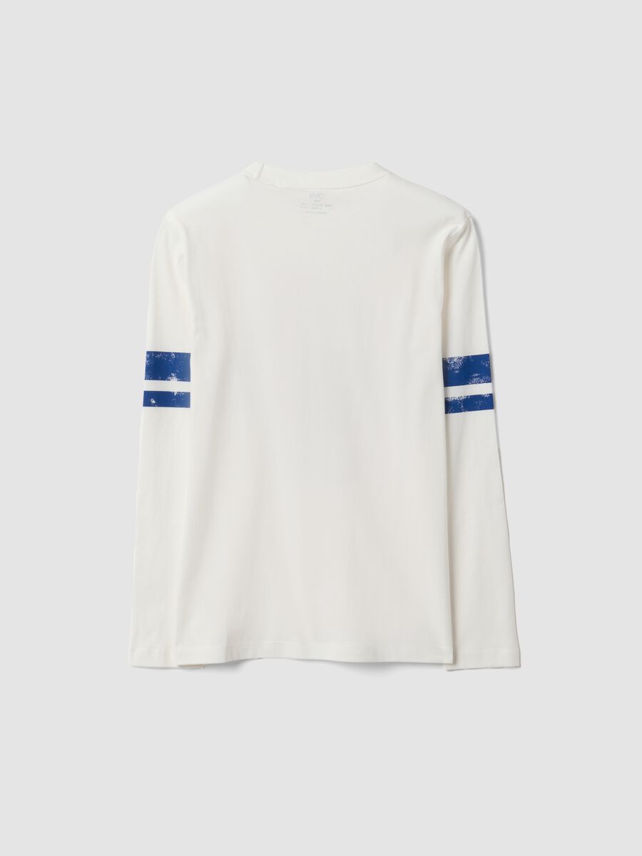 White organic cotton T-shirt with varsity print for boys_1