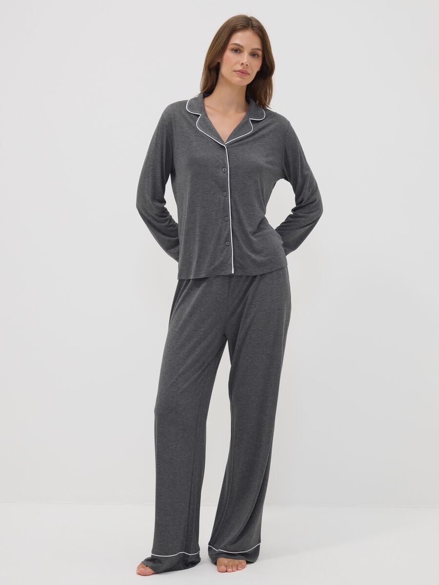 Grey pure viscose pyjamas with V-neck and contrast piping_0
