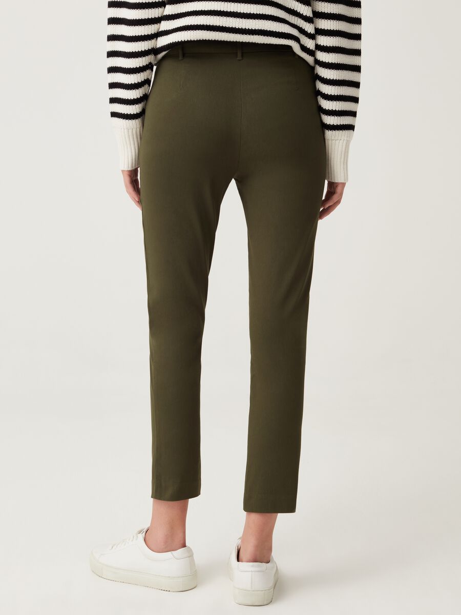 Solid colour crop chino trousers_2