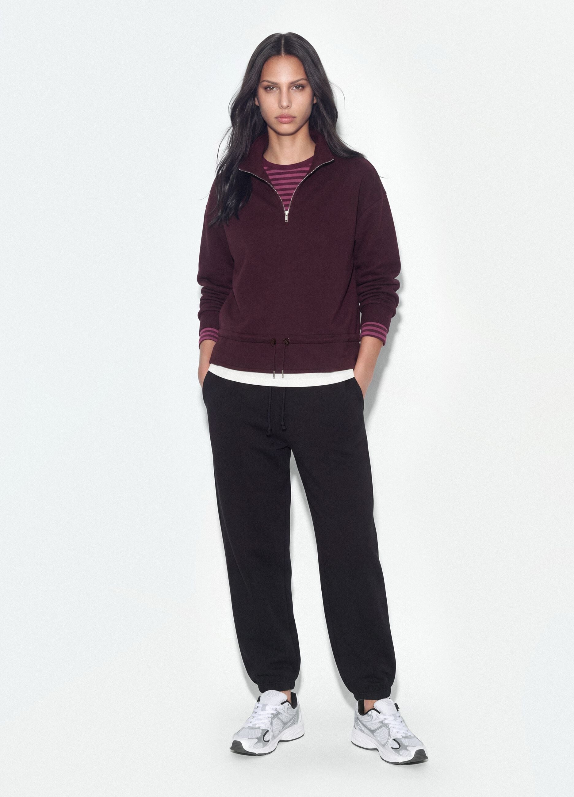 Pantaloni jogger neri in misto cotone con coulisse