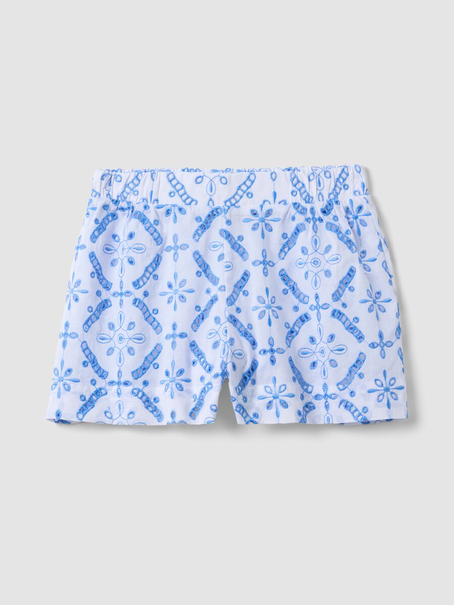 White organic cotton shorts with light-blue embroidery_0