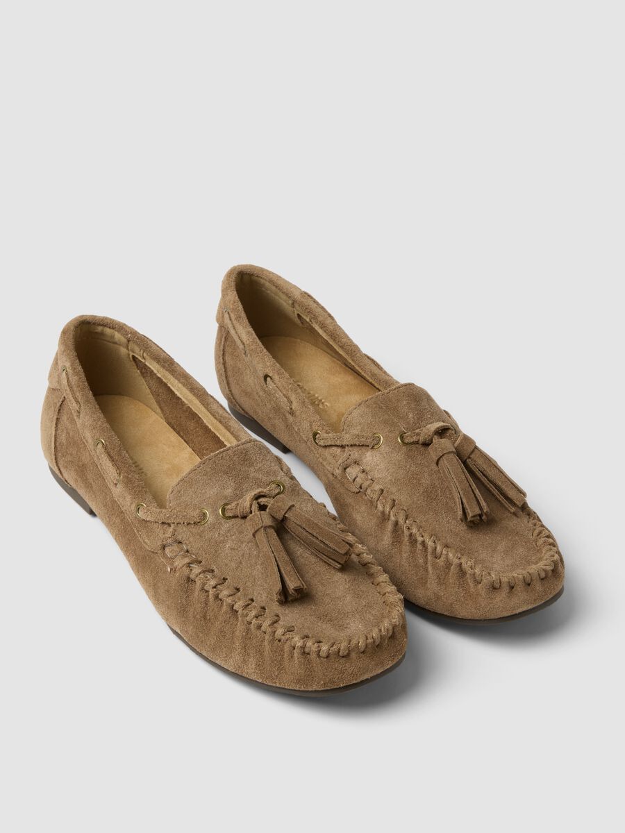 Comfortable brown genuine leather loafers_1
