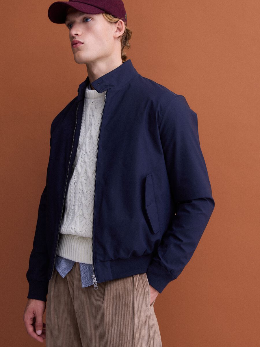 Navy padded jacket, regular fit, with zip and high neck_0