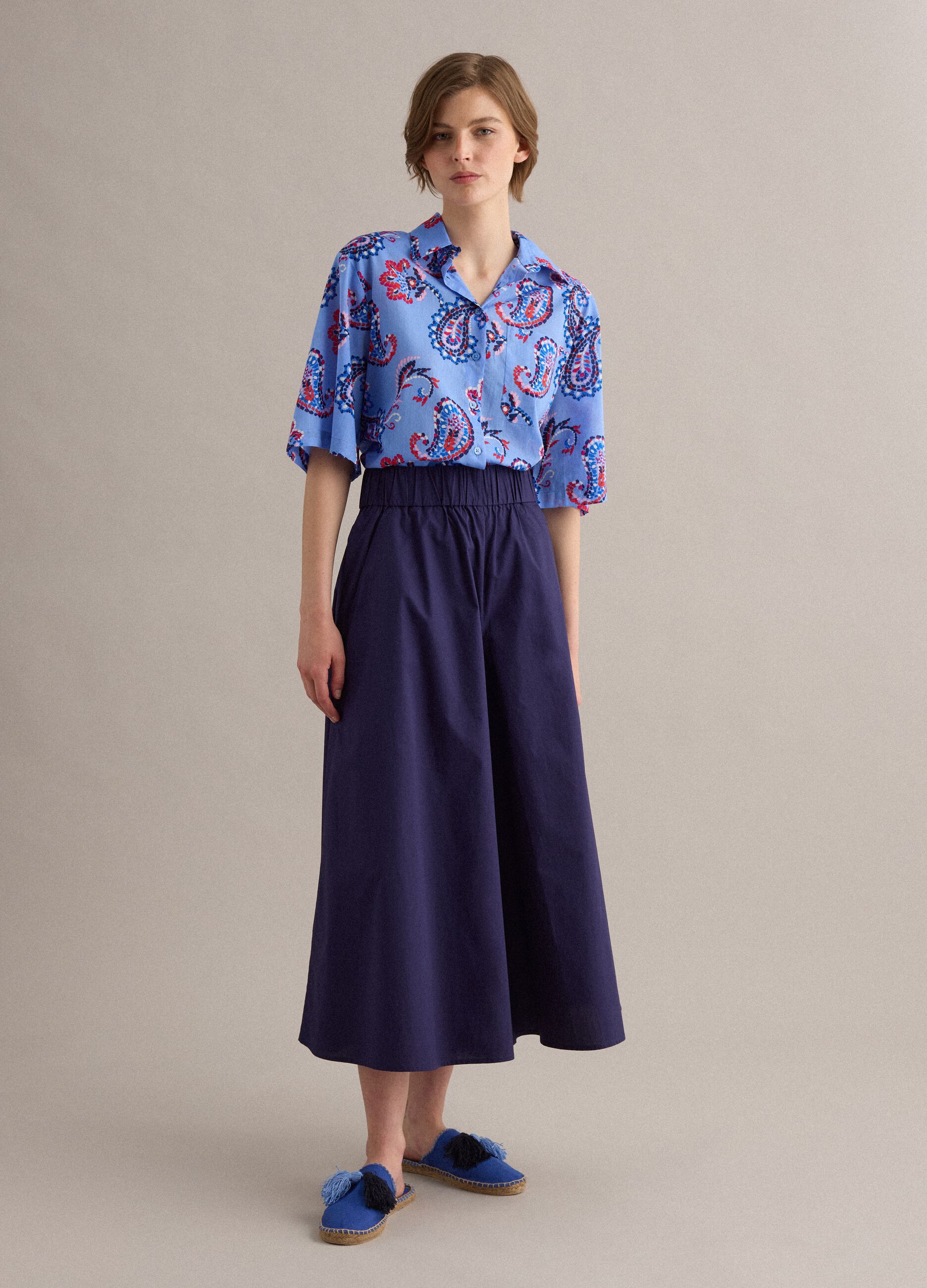 Camisa multicolor de algod&oacute;n puro con estampado y corte oversize