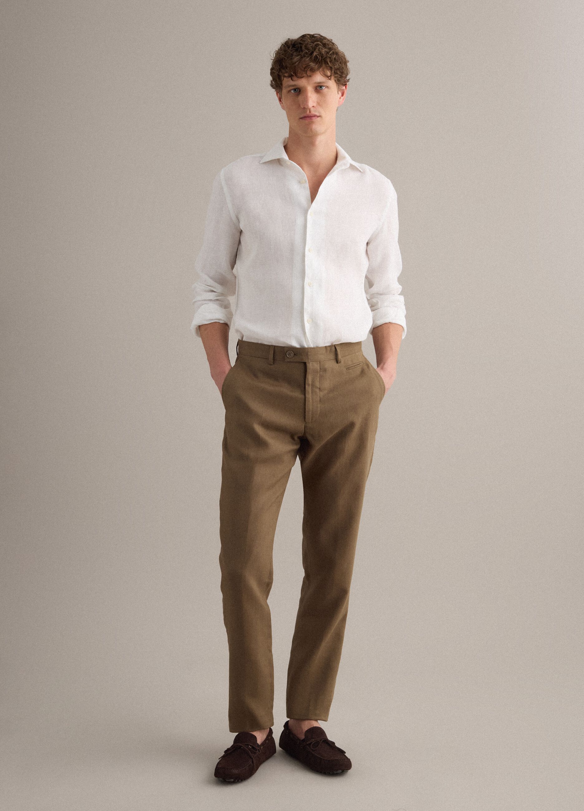 &Lambda;&epsilon;&upsilon;&kappa;ό &pi;&omicron;&upsilon;&kappa;ά&mu;&iota;&sigma;&omicron; &alpha;&pi;ό &kappa;&alpha;&theta;&alpha;&rho;ό &lambda;&iota;&nu;ό &mu;&epsilon; &mu;&alpha;&kappa;&rho;&iota;ά &mu;&alpha;&nu;ί&kappa;&iota;&alpha; &kappa;&alpha;&iota; &sigma;&tau;&epsilon;&nu;ή &epsilon;&phi;&alpha;&rho;&mu;&omicron;&gamma;ή