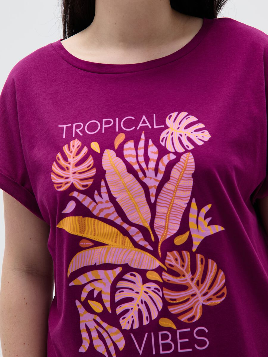 Curvy T-shirt with tropical print_1