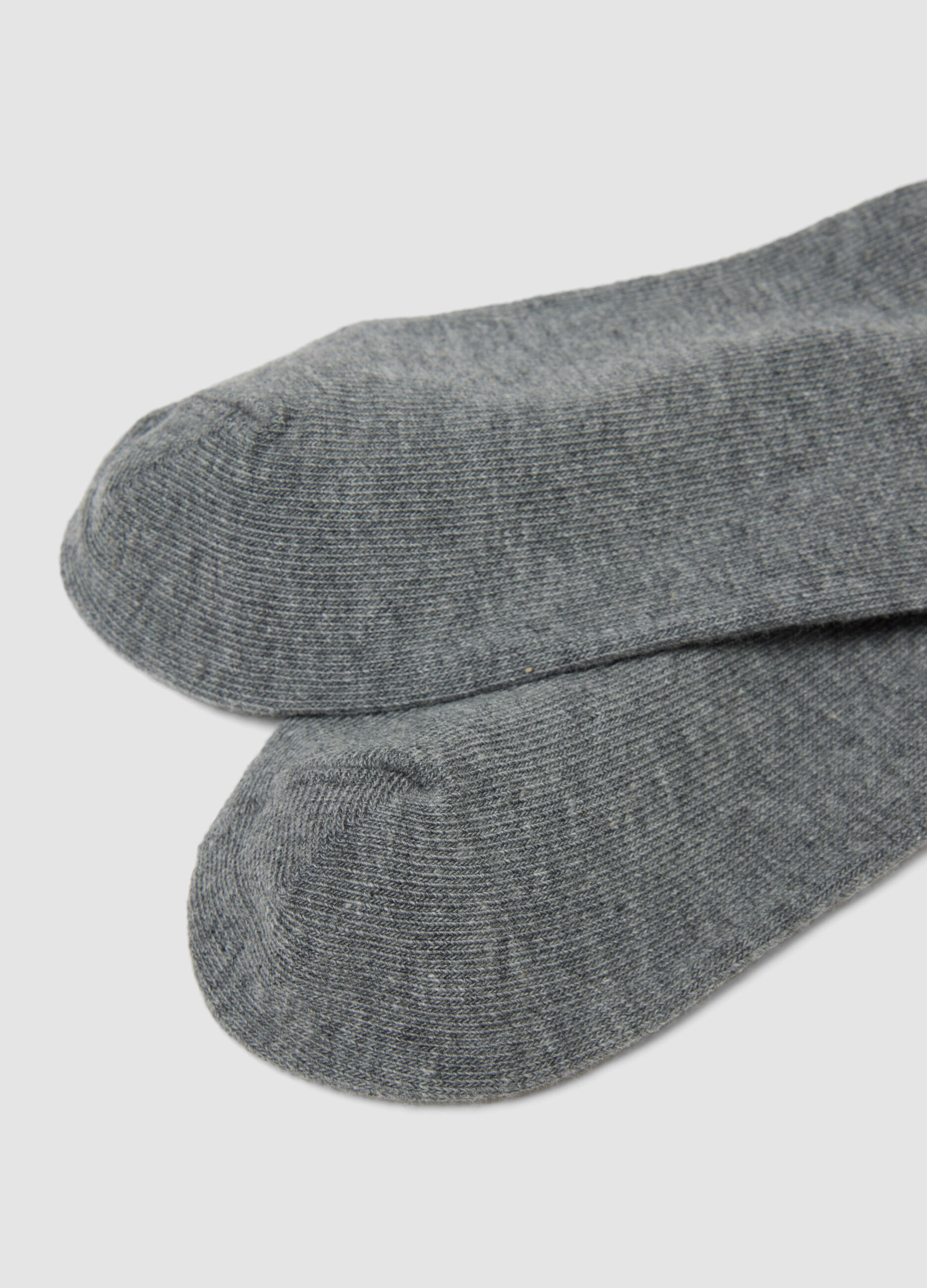 2er-Pack mehrfarbige Socken aus elastischer Bio-Baumwolle