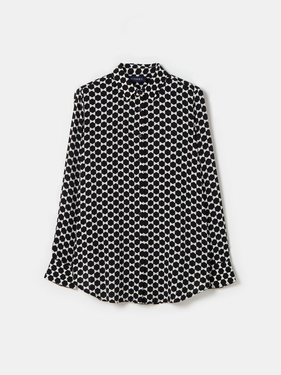 Contemporary shirt with geometric print_3