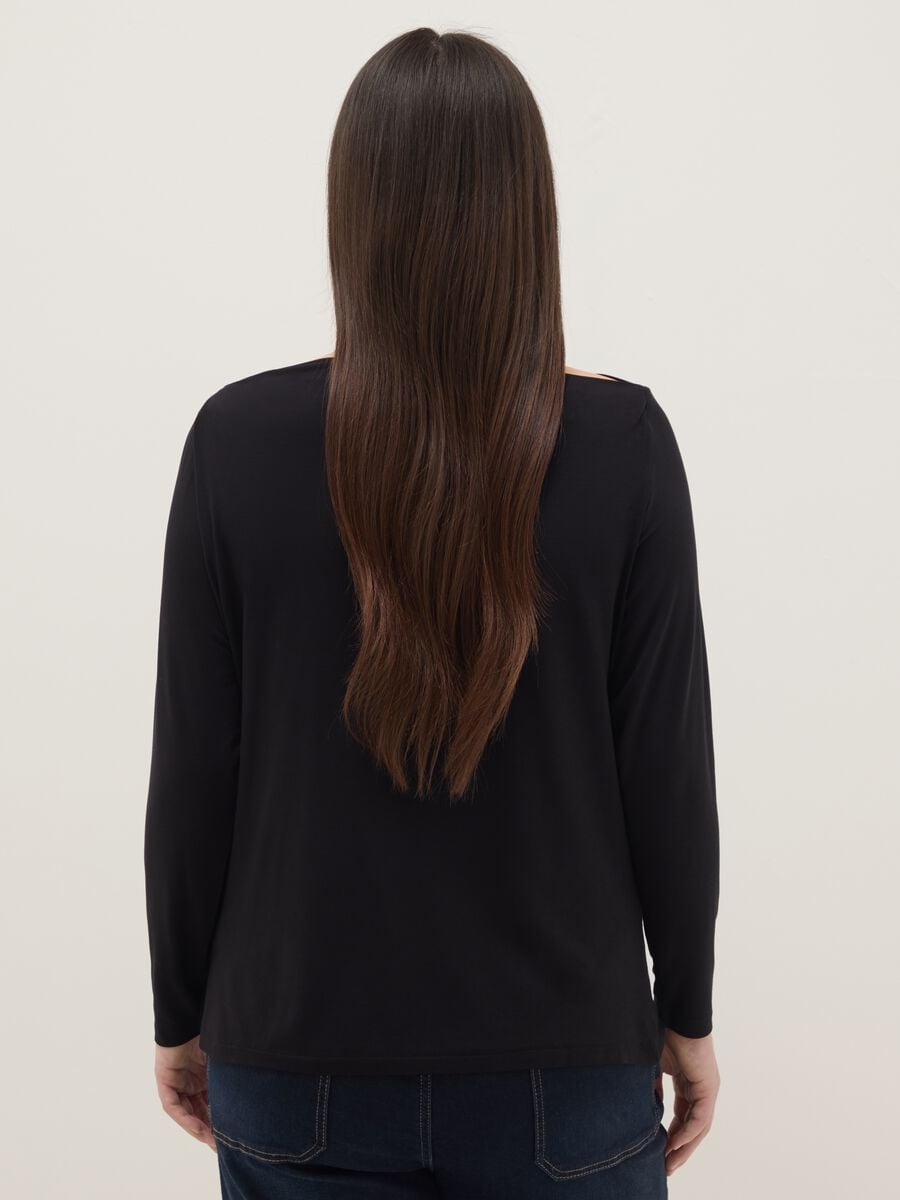 Black stretch viscose long sleeve top with boat neckline and regular fit_3