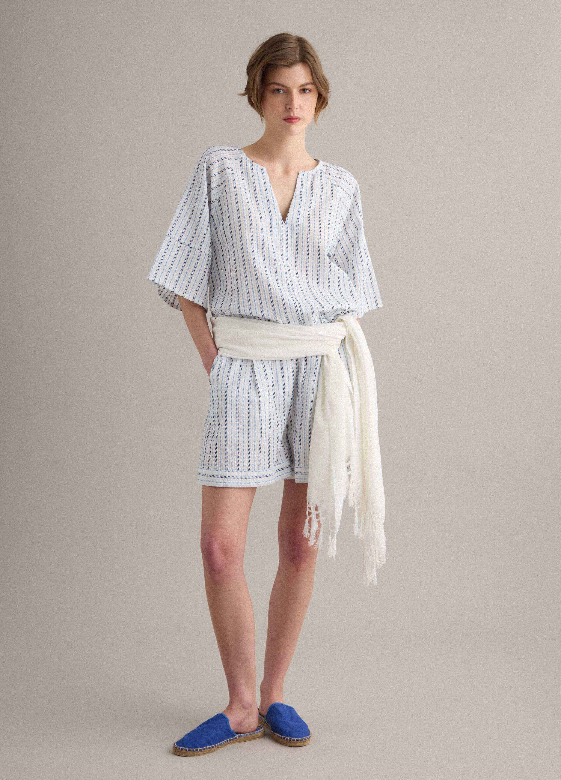 Camisa blanca de algod&oacute;n puro a rayas
