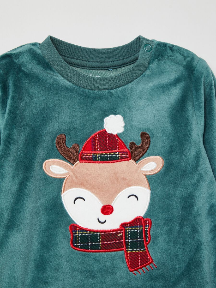 Velour pyjamas with reindeer patch_2