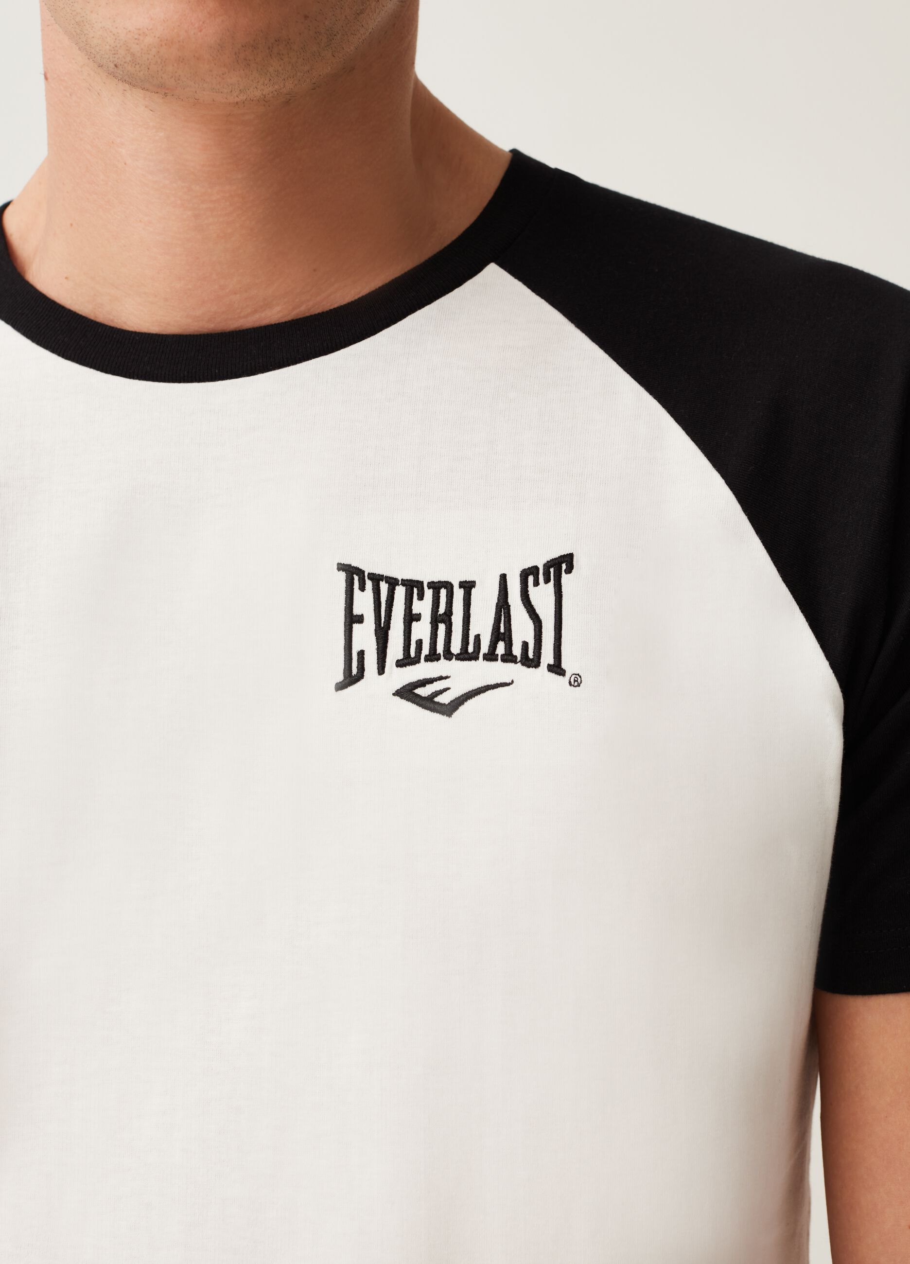 Camiseta con mangas en contraste Everlast