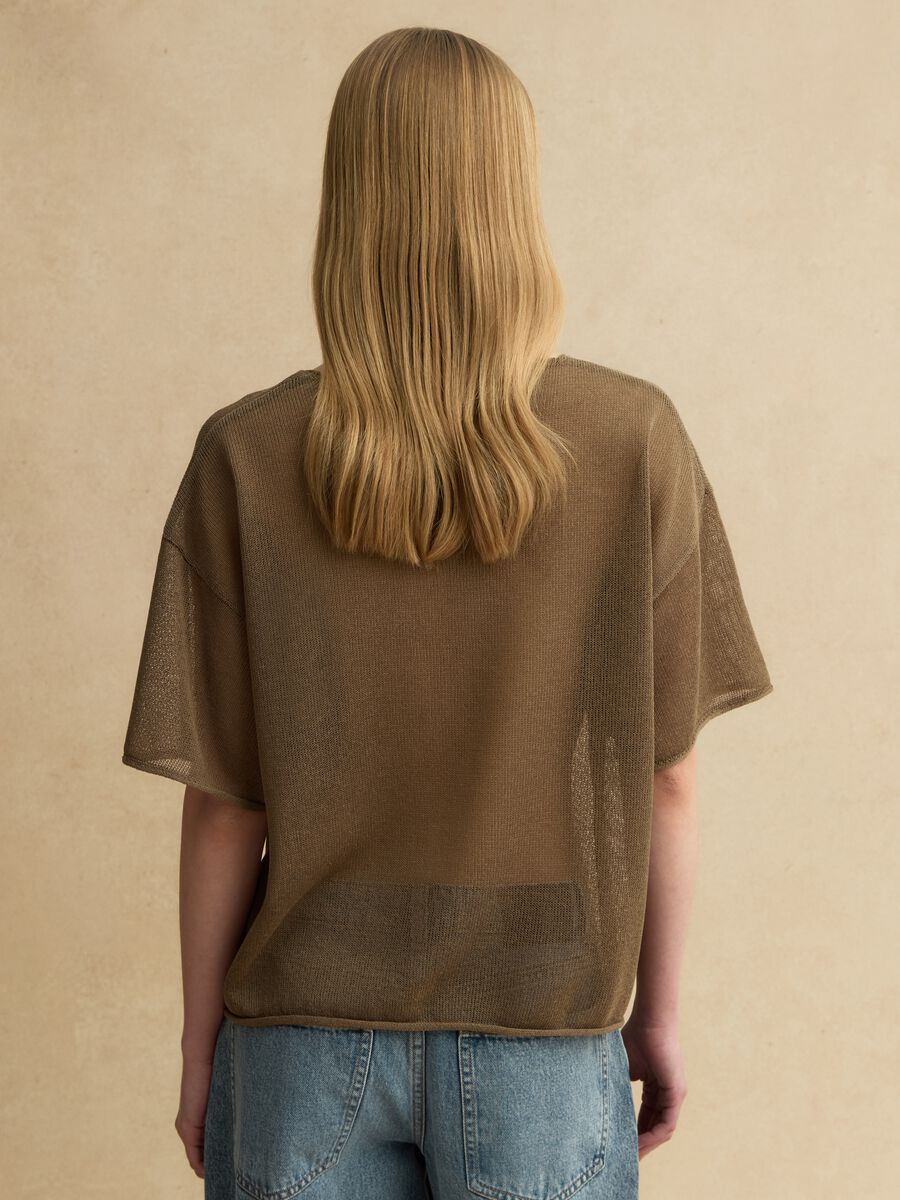 Brauner Oversize-Pullover aus Lyocell- und Leinenmischung mit V-Ausschnitt_3