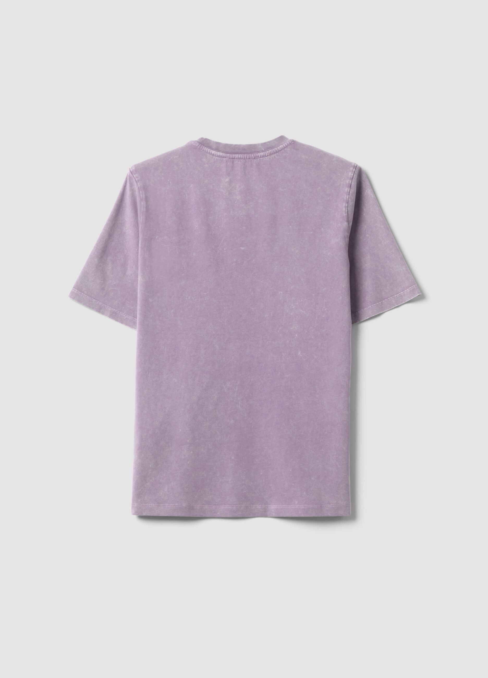 &Mu;&omega;&beta; T-shirt &alpha;&pi;ό 100% &beta;&alpha;&mu;&beta;ά&kappa;&iota; &mu;&epsilon; &phi;&lambda;&omicron;&rho;ά&lambda; &sigma;&tau;ά&mu;&pi;&alpha;, relaxed &epsilon;&phi;&alpha;&rho;&mu;&omicron;&gamma;ή