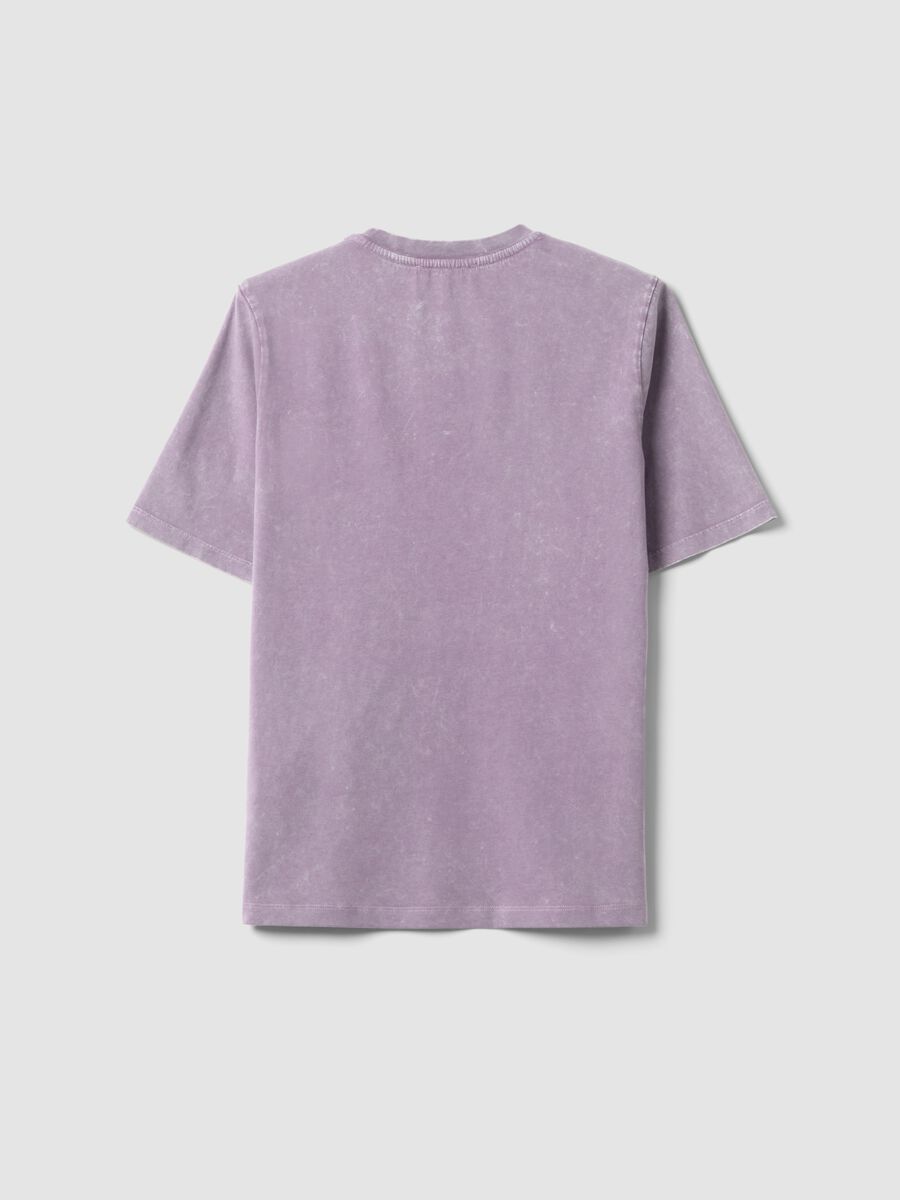 &Mu;&omega;&beta; T-shirt &alpha;&pi;ό 100% &beta;&alpha;&mu;&beta;ά&kappa;&iota; &mu;&epsilon; &phi;&lambda;&omicron;&rho;ά&lambda; &sigma;&tau;ά&mu;&pi;&alpha;, relaxed &epsilon;&phi;&alpha;&rho;&mu;&omicron;&gamma;ή_6