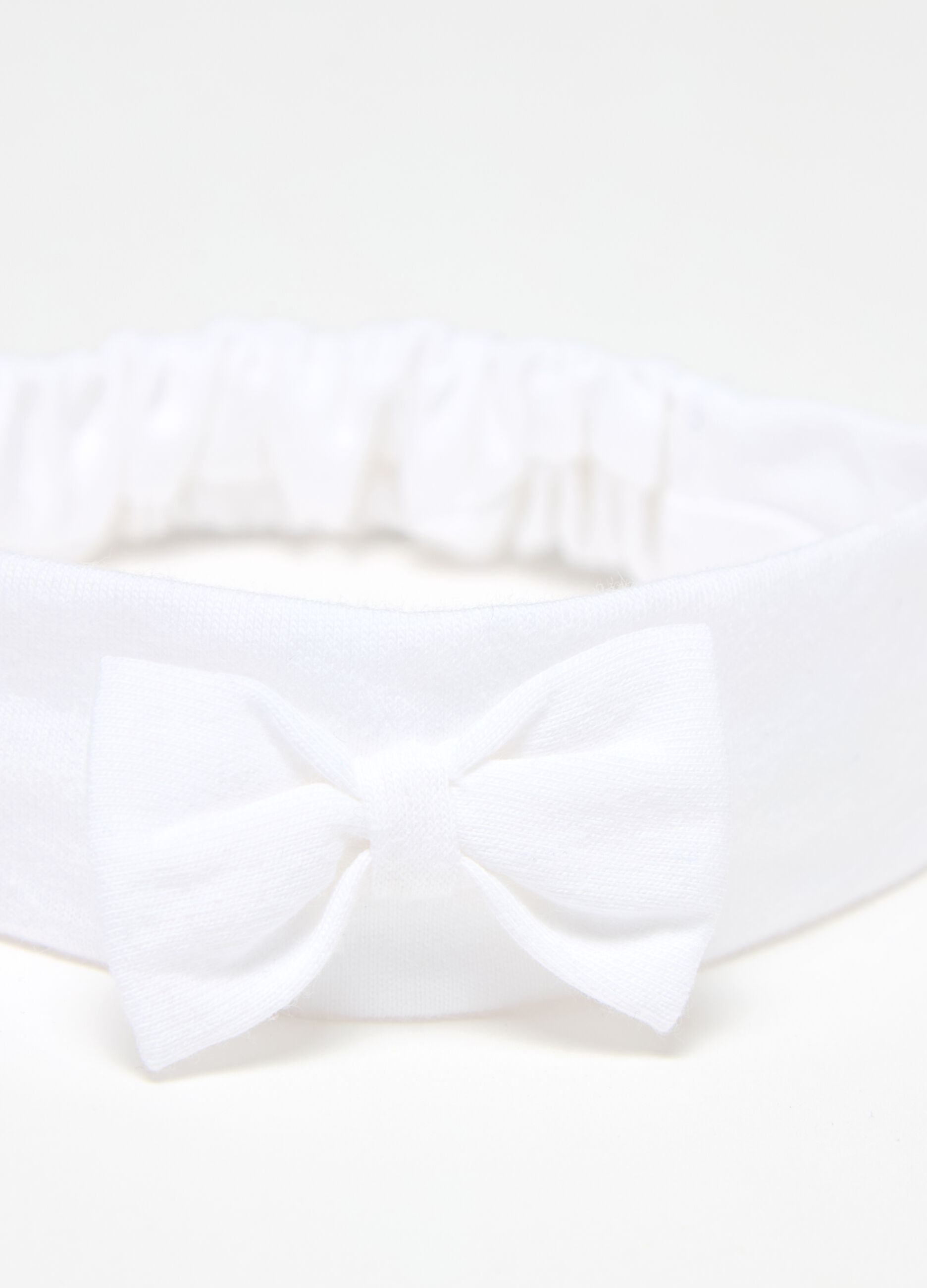 Hair band with bow
