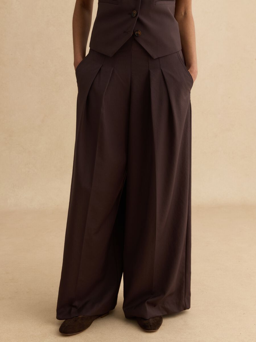 Brown wide-leg trousers_1