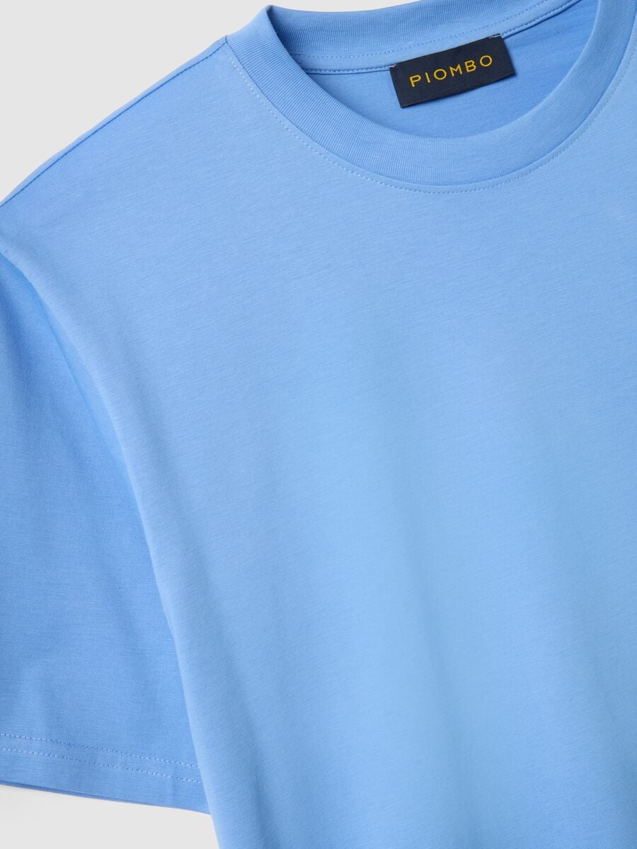 Hellblaues Rundhals-T-Shirt aus reiner Baumwolle mit lockerem Sitz_5
