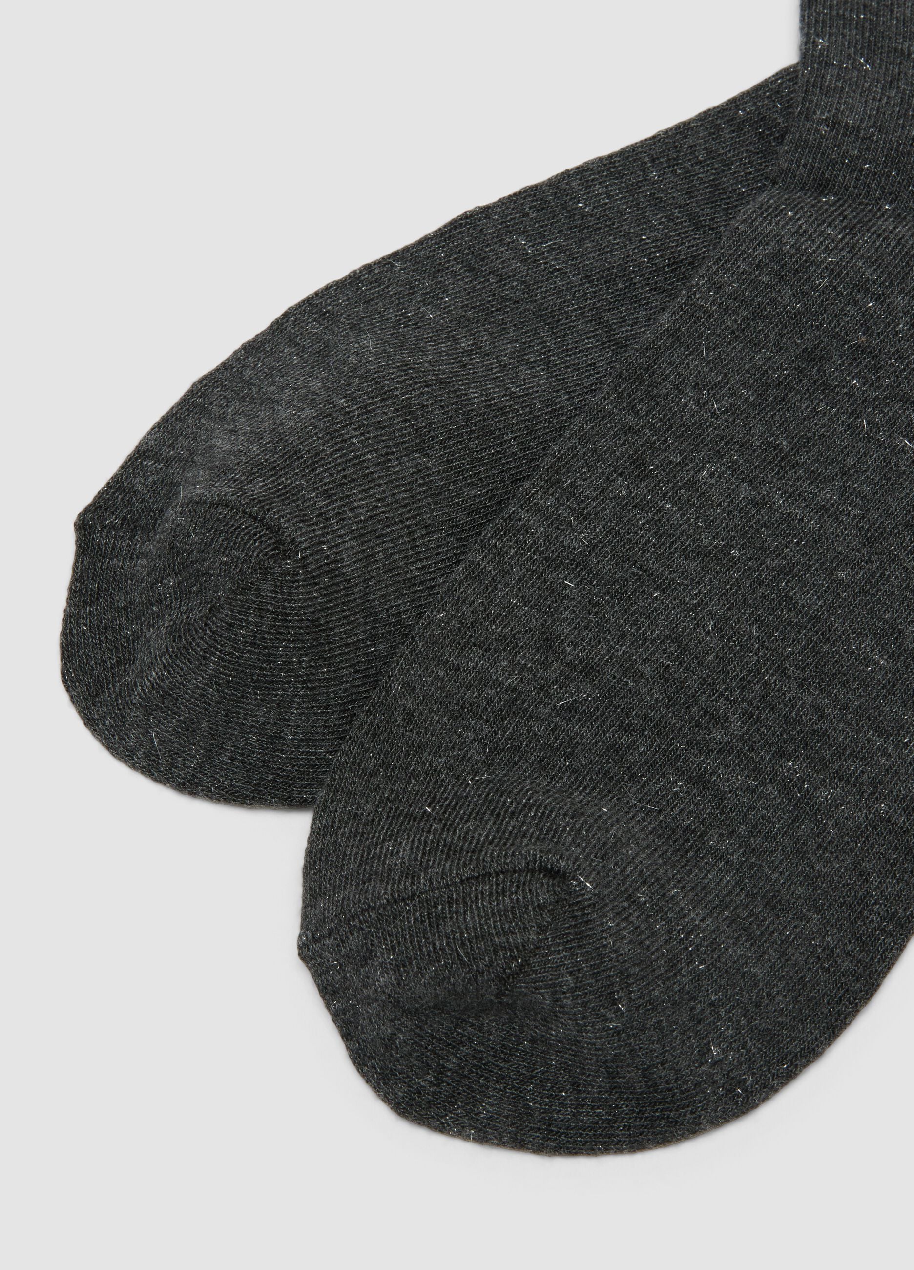 Calzini neri in viscosa elasticizzata