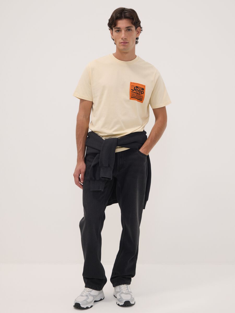 Beiges T-Shirt aus reiner Baumwolle mit Rundhalsausschnitt und Jeep-Print_2