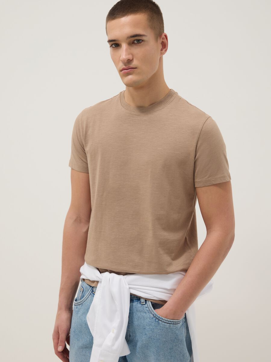 Beige short sleeve regular fit pure cotton t-shirt_0