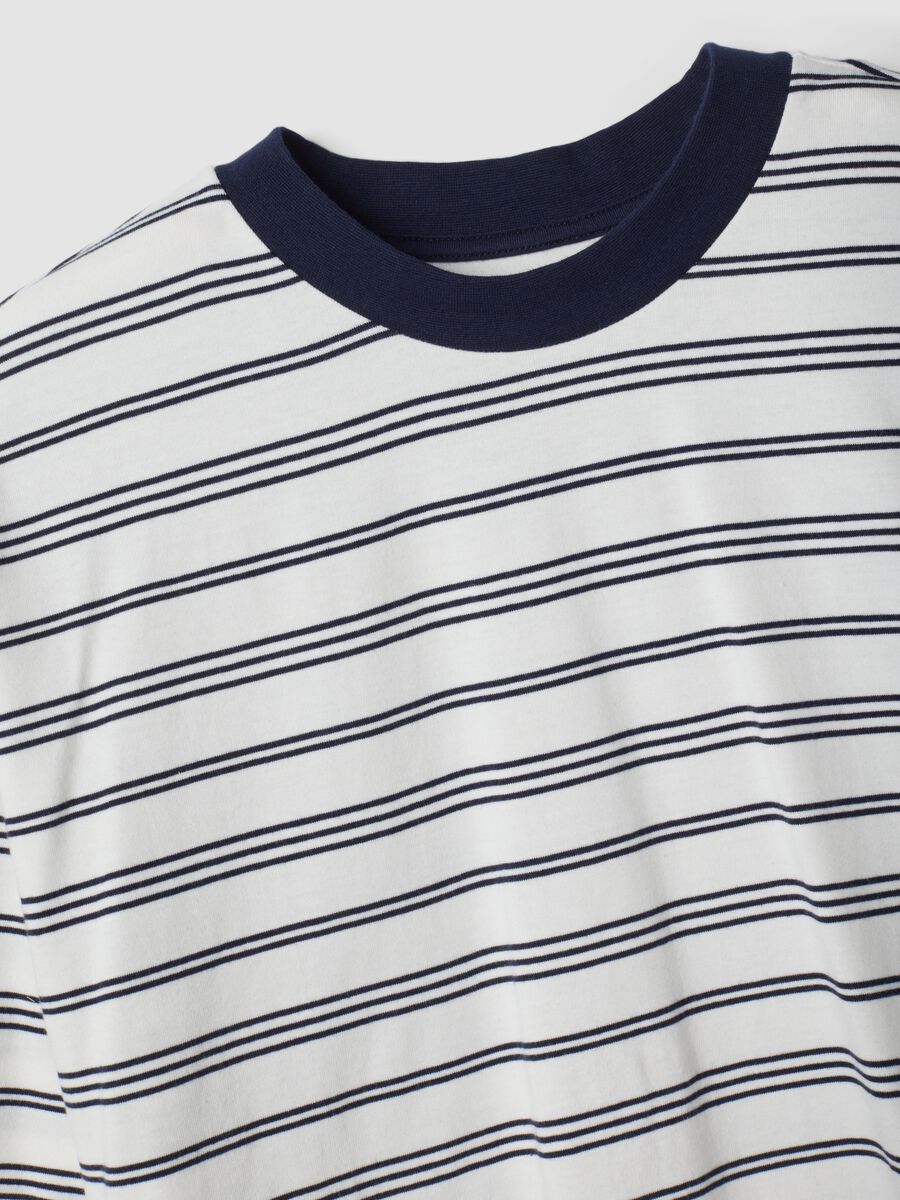 T-shirt blu a righe in puro cotone boxy fit_6