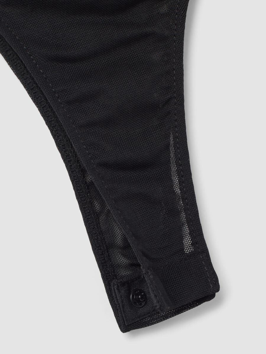 Schwarzer, figurbetonter Stretch-Body mit Strass_1