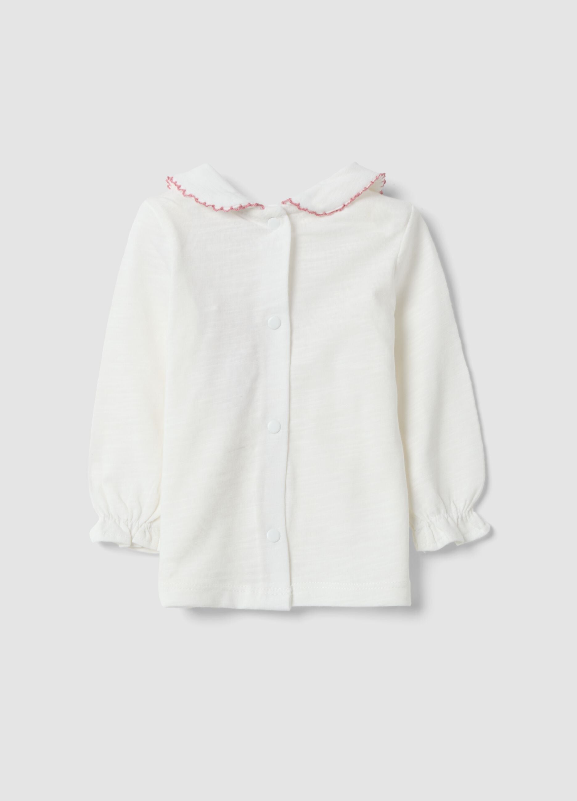 Wei&szlig;es Jersey-Shirt aus reiner Bio-Baumwolle mit Stickerei, Regular Fit