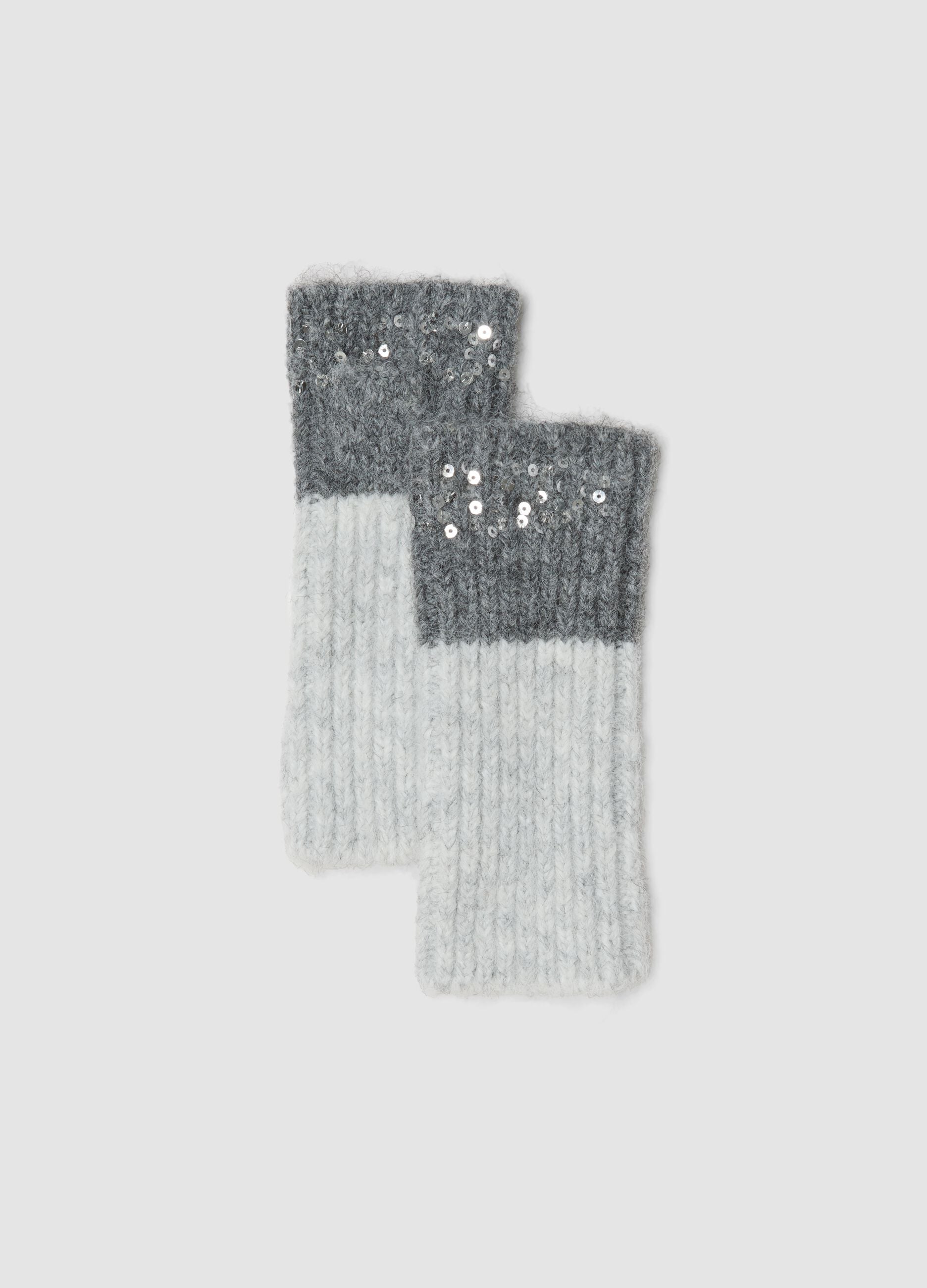 Grey stretch wool gloves with sequins