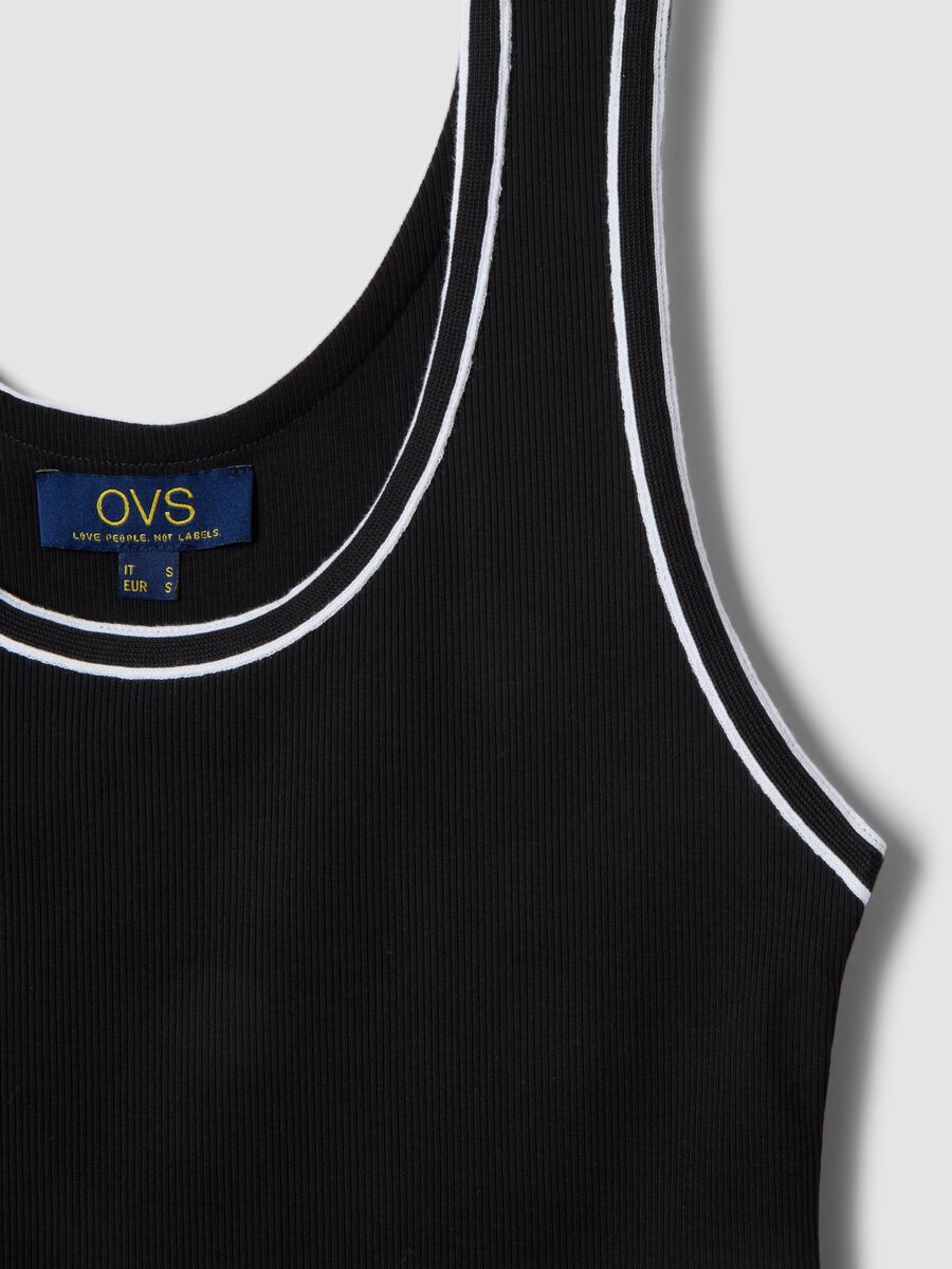 Schwarzes Regular Fit Tanktop aus Stretch-Baumwolle mit Saum_5